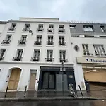 Parisian Home I118944I1 Chambreimontmartre-Pigalle